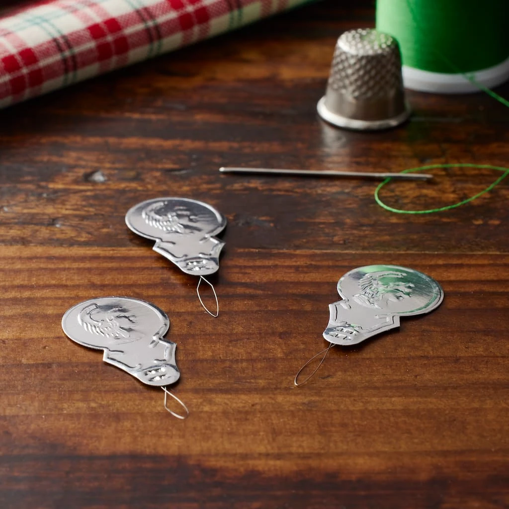 Best Sale ⌛ Loops & Threads™ Wire Needle Threaders ✨ 4 Best Sale ⌛ Loops & Threads™ Wire Needle Threaders ✨ - Image 2