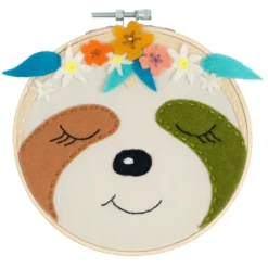 New ⭐ Sloth Felt Hoop Kit by Loops & Threads™ 😉
