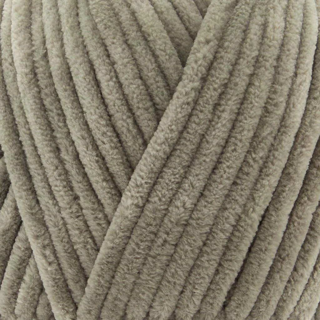 Flash Sale ⌛ Chenille Home Slim™ Solid Yarn by Loops & Threads® ❤️ 4 Flash Sale ⌛ Chenille Home Slim™ Solid Yarn by Loops & Threads® ❤️ - Image 2